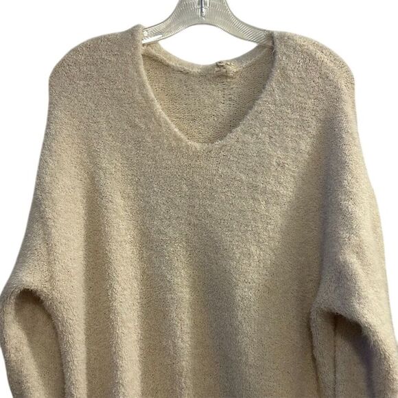 Cotton Bleu Women's XL Off White  Oversized V-Neck Pullover Sweater - Picture 2 of 10
